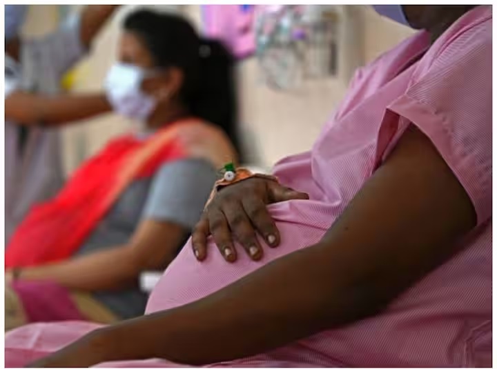 बिहार: कन्या भ्रूण रखने के कारण पति द्वारा गर्भवती महिला को आग लगाने से उसकी मौत हो गई